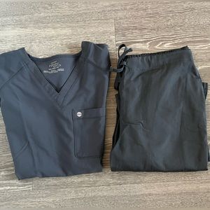 Cherokee Gray Scrub Set XS - NWOT